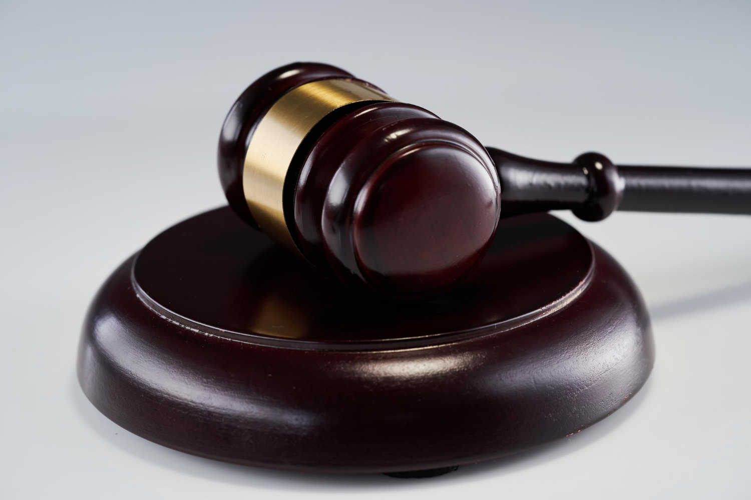 Læg dommeren i dig til side - vær ikke-dømmende og neutral i mindfulness